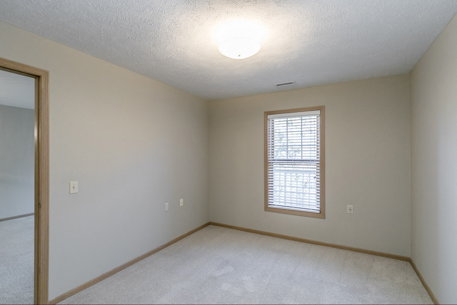 Sunrise Gardens Senior Living Apartments, 825 N Cotner Blvd, Lincoln